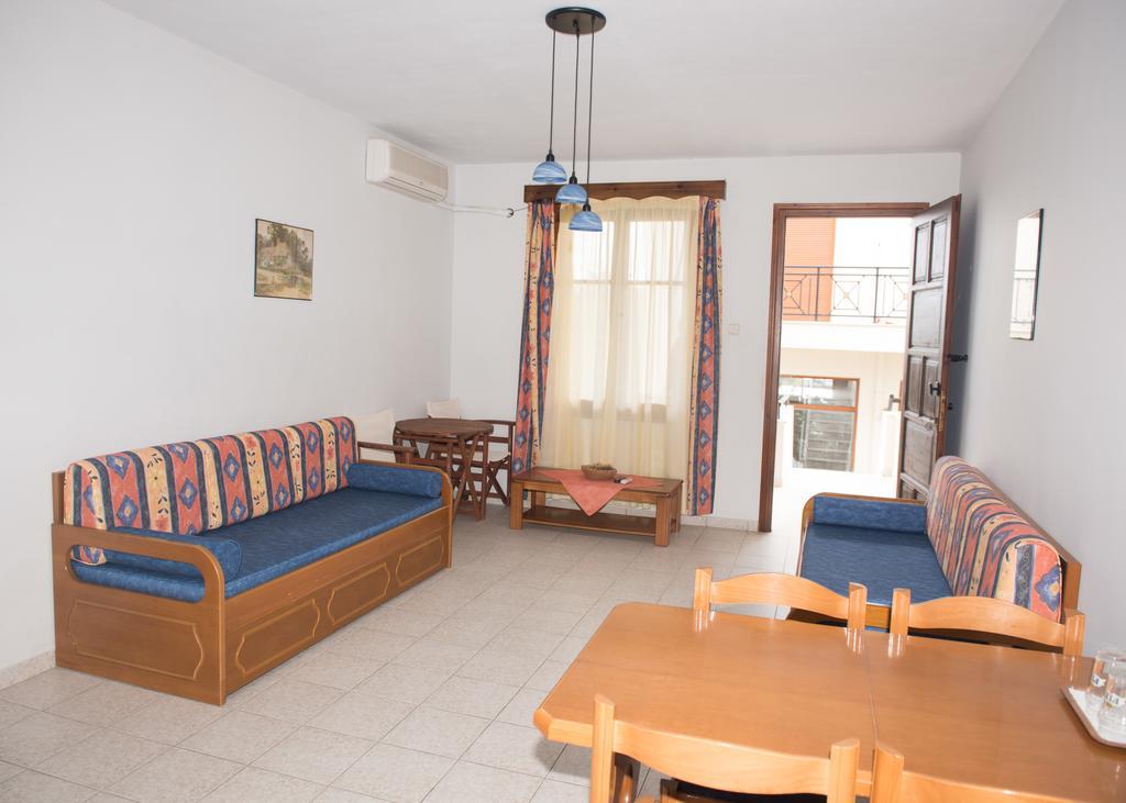 Morfoula Apart otel Vatera Oda fotoğraf