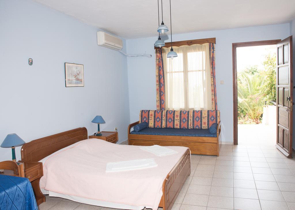 Morfoula Apart otel Vatera Oda fotoğraf