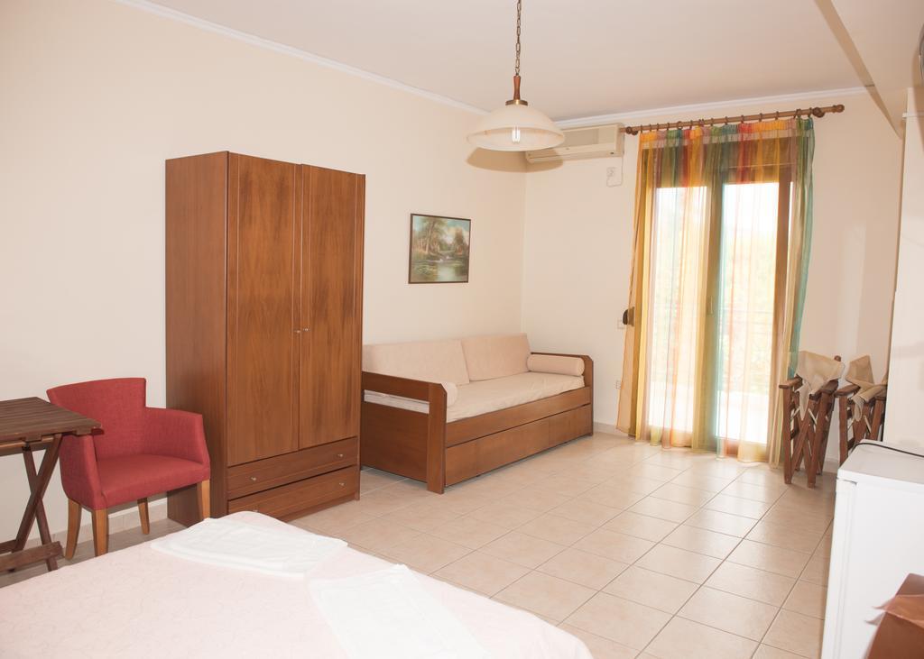 Morfoula Apart otel Vatera Oda fotoğraf