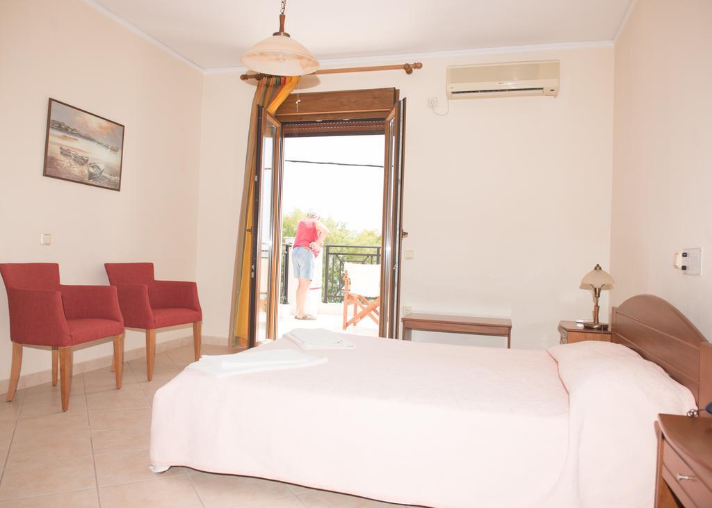 Morfoula Apart otel Vatera Oda fotoğraf